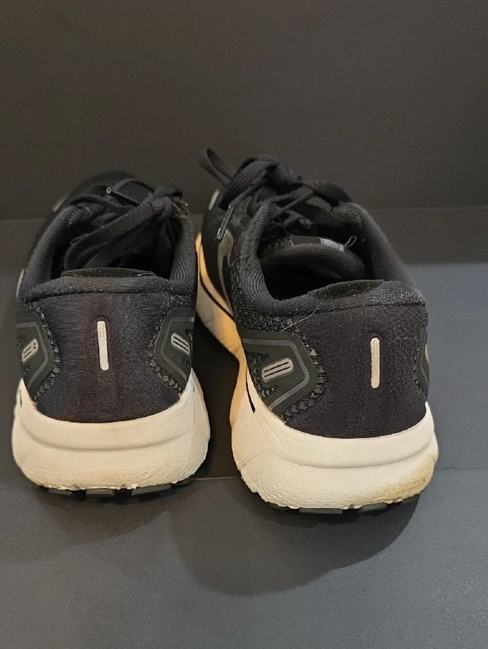Brooks Ghost 14 Women's Running Shoes - Black/Cream Size  9